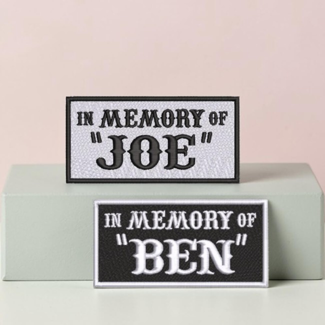 Patch brodé souvenir  “In Memory Of” 