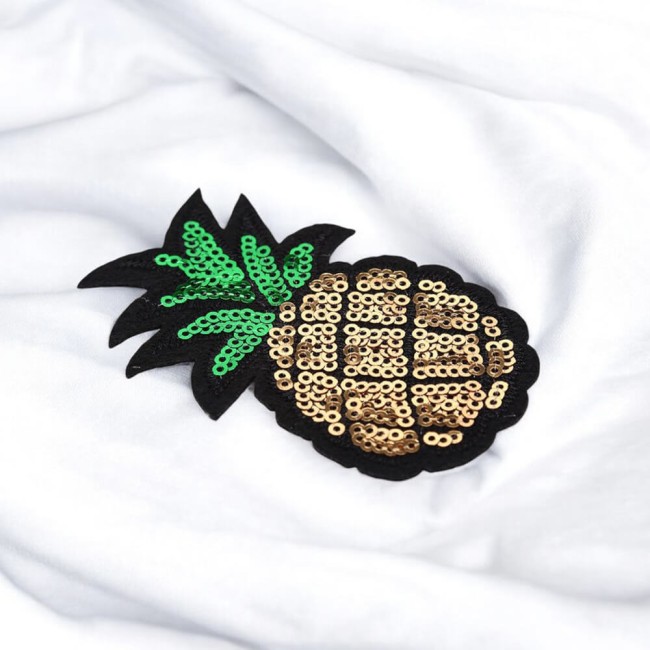Écusson ananas à sequins dorés