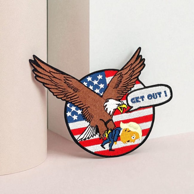 Patch brodé USA – Aigle & drapeau – GET OUT – 12 × 10 cm