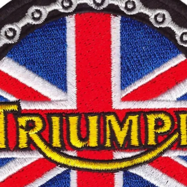 Détail de la broderie du patch Triumph Union Jack