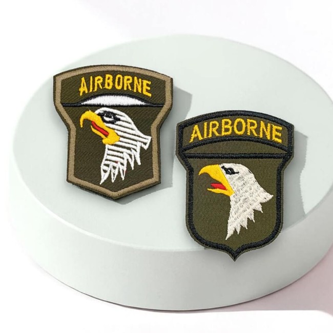 Patch brodé AIRBORNE kaki