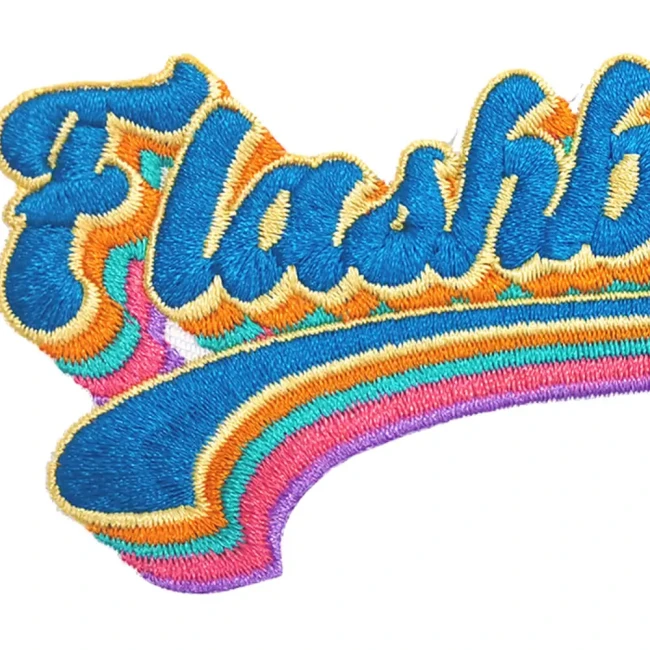 détail broderie thermocollante flashback
