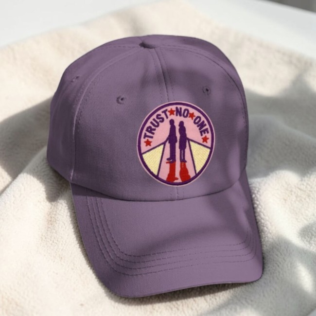 Ecusson qui personnalise une casquette