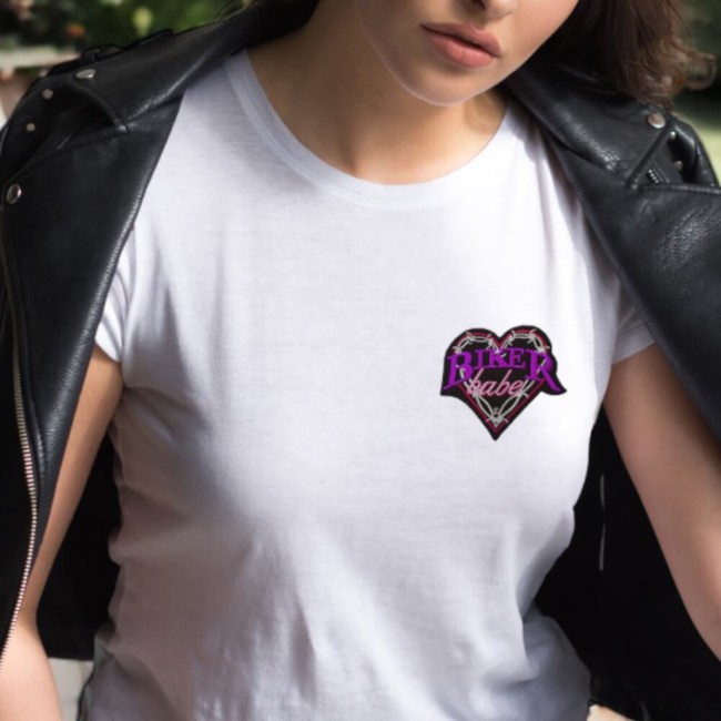 Patch rebelle Biker Babe à poser sur un t-shirt ou une veste 