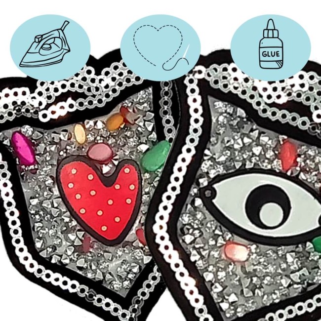 Zoom sur les blasons en strass 