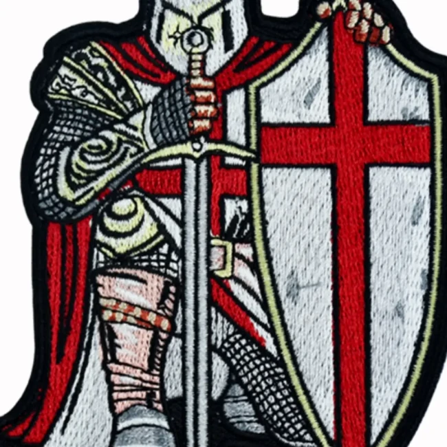 Détail broderie écusson Templier