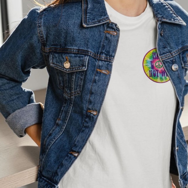 Idée customisation sac avec patch Make Love Not War 