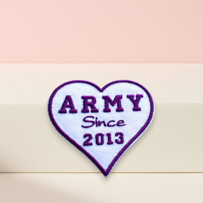 Ecusson thermocollant coeur ARMY BTS Patch ARMY BTS 8,2 cm – personnalisation année.