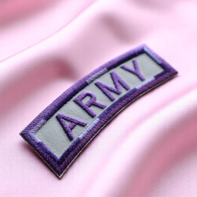 Ecusson thermocollant fan club BTS brodé mauve et gris Patch bannière ARMY BTS en mauve