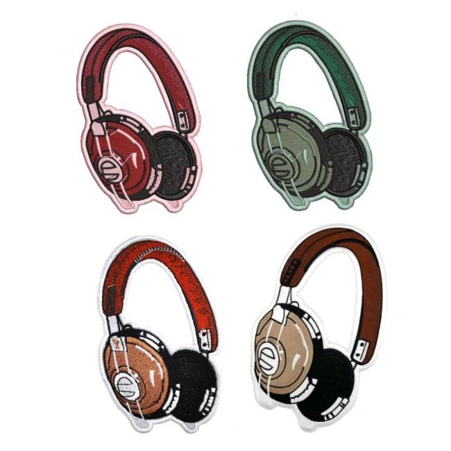 Écusson brodé casque bordeau et rose , kaki et vert, marron et noir, beige et marron