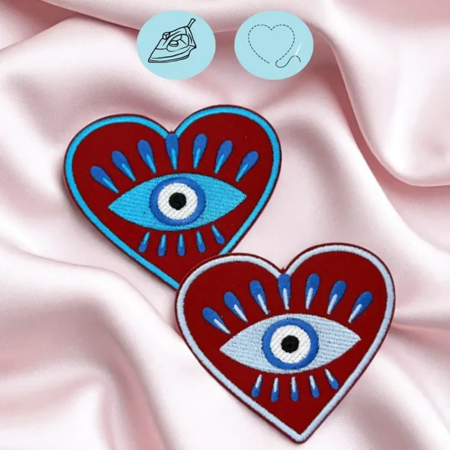 Broderie coeur. 3 tailles au choix : petit, moyen, très grand Patch coeur à coudre ou à coller 3 tailles