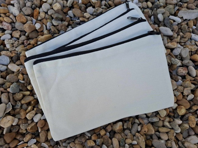 Pochette à fermeture éclair