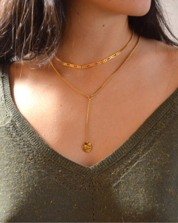 Geneviève Kate Bijoux - Collier de la ligne géométrique Ennaëlle et collier de la ligne martelée Sables