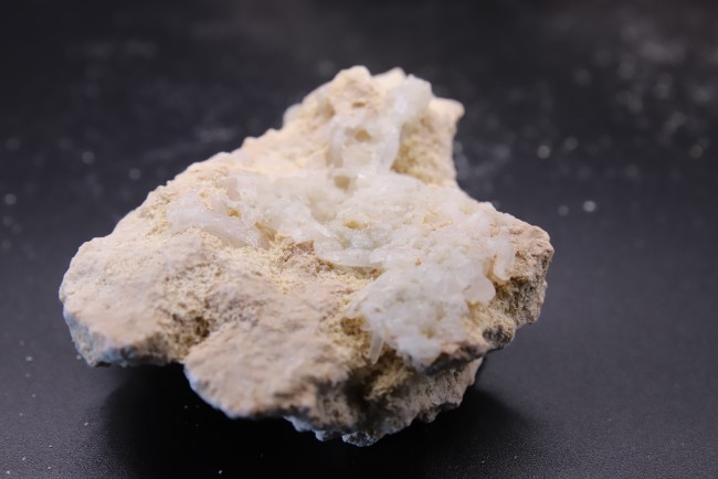 Rhodocrosite brute de Bulgarie Rhodocrosite brute de Bulgarie
