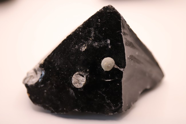 Obsidienne neige ( mouchetée)
