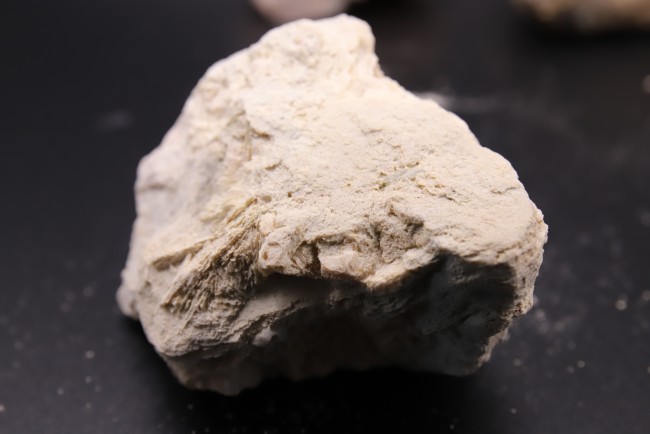 Rhodocrosite brute du Bulgarie Rhodocrosite brute du Bulgarie