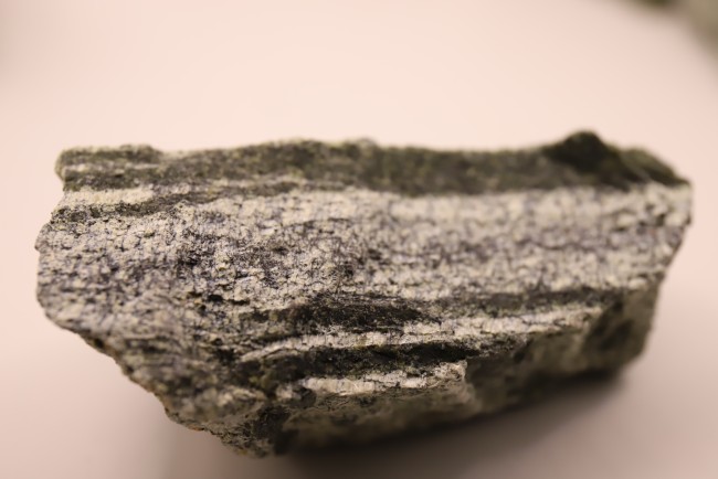 Chrysolite brute du Brésil 