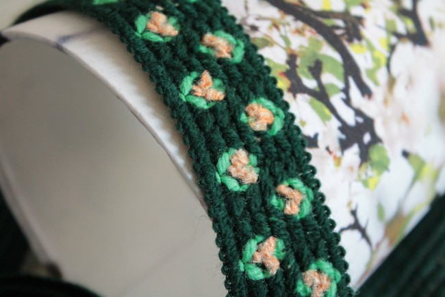 IMG_6673 Passementerie française vintage en laine mélangée verte 3,8 cm