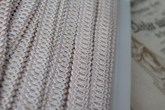 Guipure écru vintage Houlès Paris au mètre