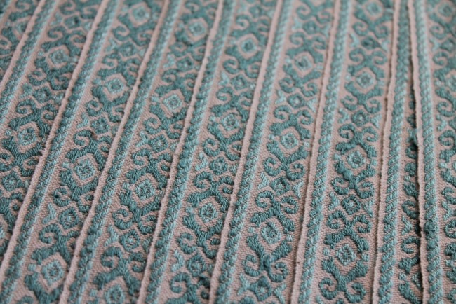 IMG_5611 Galon médiéval jacquard 35 mm en passementerie française vintage