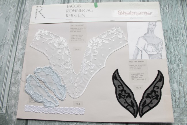 Cols plastrons vintage de Jacob Rohner planche de représentant de...