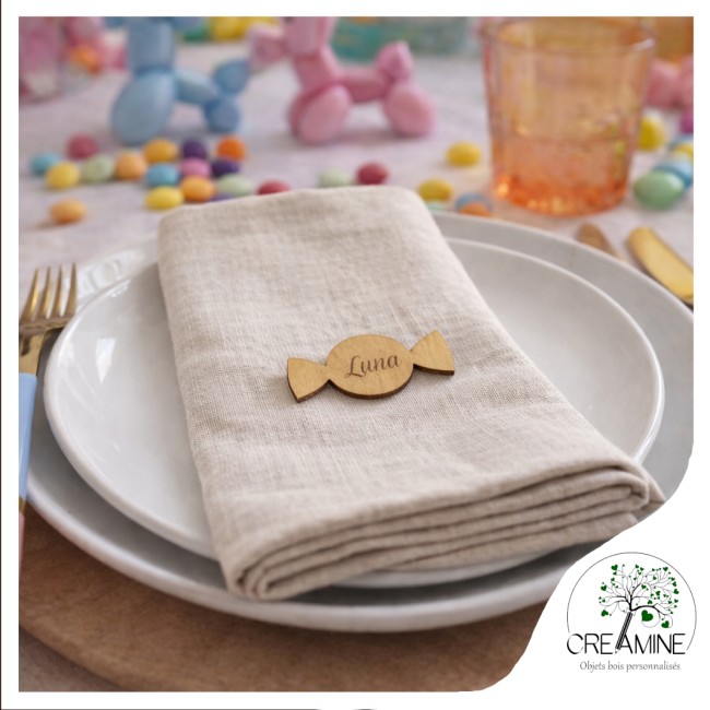 Marque place bonbon bois gravé personnalisé