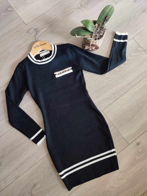 ROBE PULL