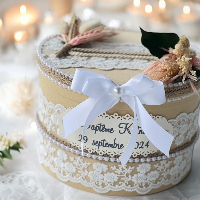 Urne de mariage Amandine en kraft avec dentelle et fleurs séchées