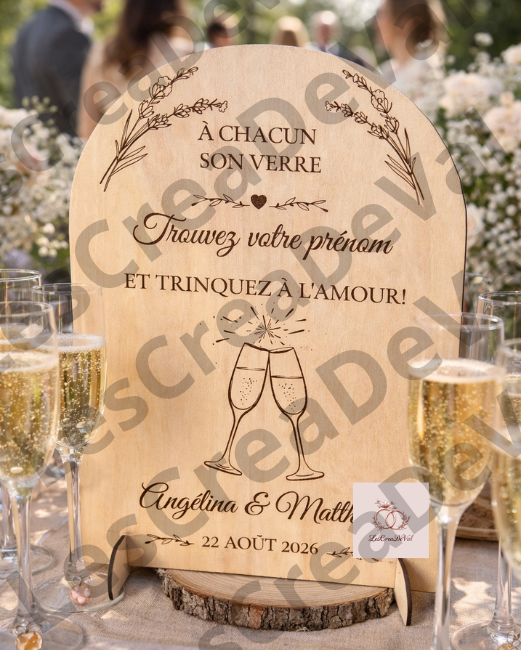 panneau mariage marque-verres ambiance réception extérieure panneau mariage bois marque-verres invités avec verres champagne