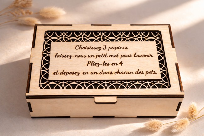 boite-bois-rituel-mariage.jpg boîte en bois gravée pour rituel mariage avec explication cérémonie laïque
