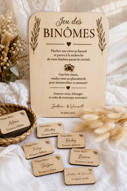 Jeu des binômes mariage en bois personnalisé avec panneau et cartes invités gravées