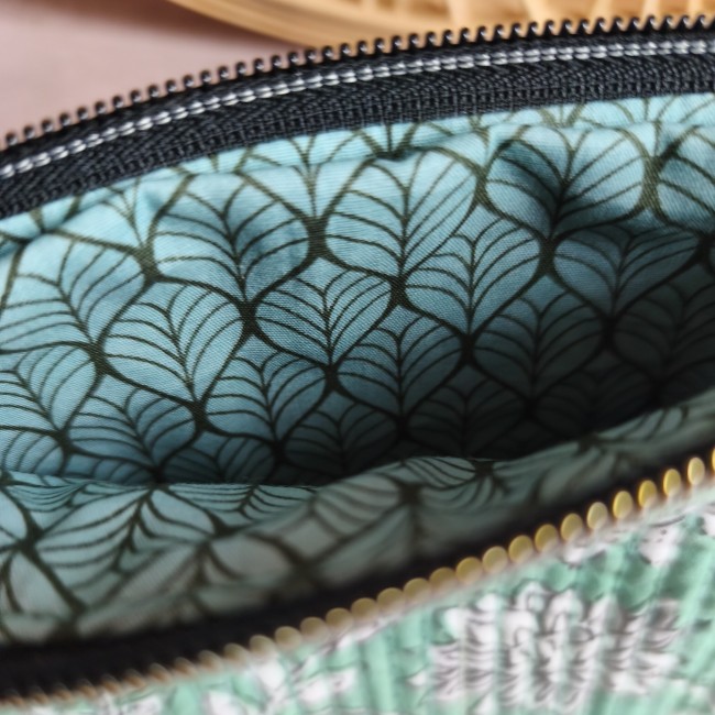 trousse plate matelas. indie vert menth