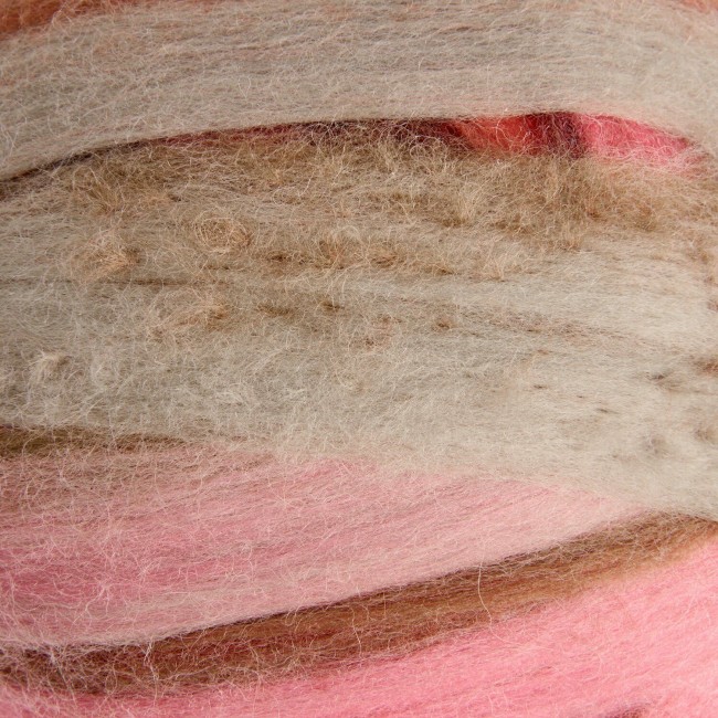 Creative Wool Ribbon - 001 Berries 150 GR 24 M Rico Design