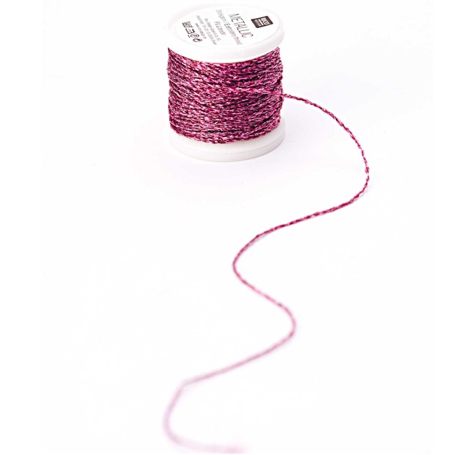 Fil à broder Metallic N° 10 - 313 Rose 40 M Fil à broder Metallic N° 10 - 313 Rose 40 M | Little Tricot