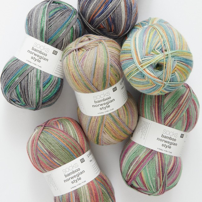 Socks Bamboo Norvwegian Style 4 fils - 066 Winter 100 GR 420 M | Little Tricot