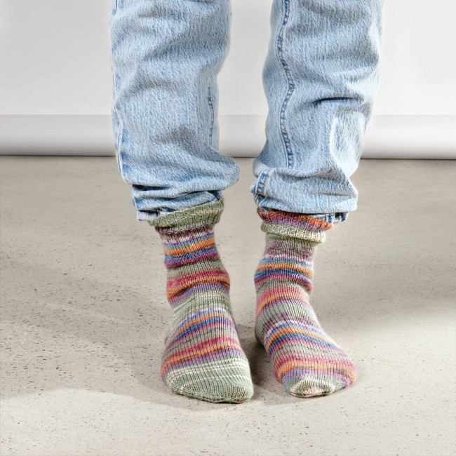 Socks Bamboo Norvwegian Style 4 fils - 062 Raspberry 100 GR 420 M | Little Tricot