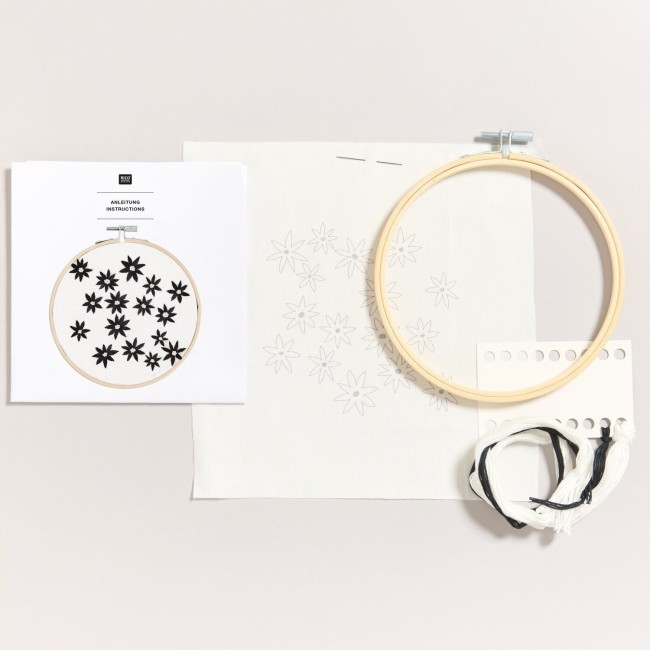Kit de broderie avec motifs pré-déssinés - "ASTERS D'AUTOMNE" Ø15CM Rico Design