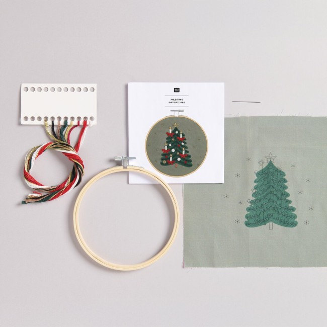 Kit de broderie pré dessiné - Sapin de Noël 18,5 CM