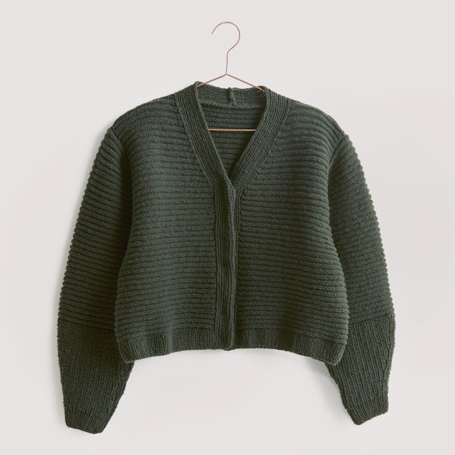 Luxury Merino Supercash dk - 004 Olive 50 GR 160 M