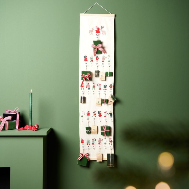 Kit de broderie pré-dessiné - Calendrier de l'Avent Motifs enfant