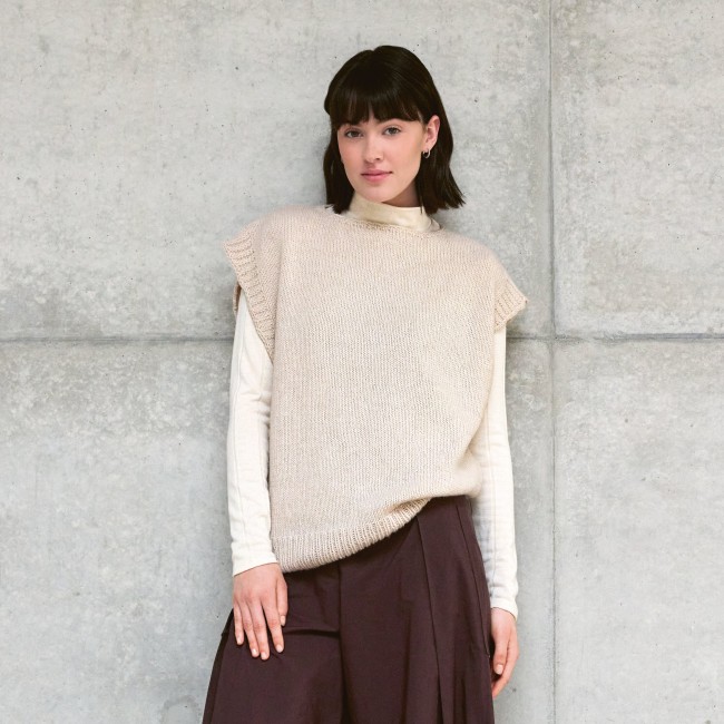 Luxury Merino Supercash dk - 002 Ecru 50 GR 160 M Rico Design