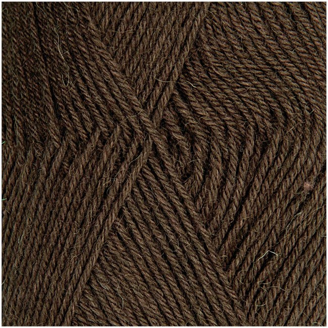 Superba premium 4 fils - 014 Brun foncé 50 GR 190 M