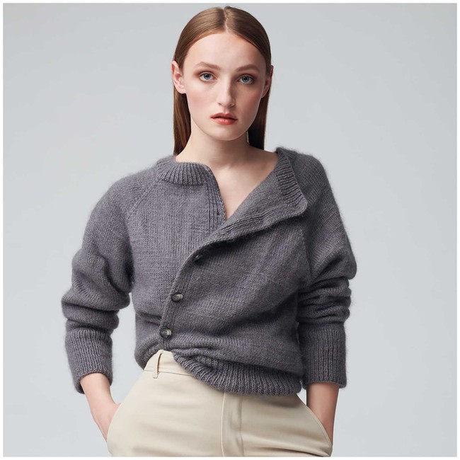 Essentials Merino dk - 89 Gris 50 GR 120 M