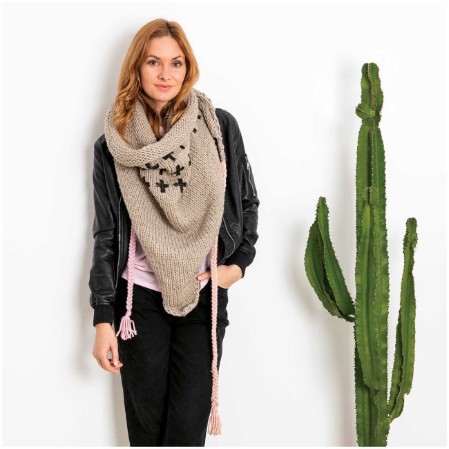 Essentials Mega Wool chunky - 002 Ecru 100 GR 115 M Rico Design Essentials Mega Wool chunky - 002 Ecru 100 GR 115 M Rico Design