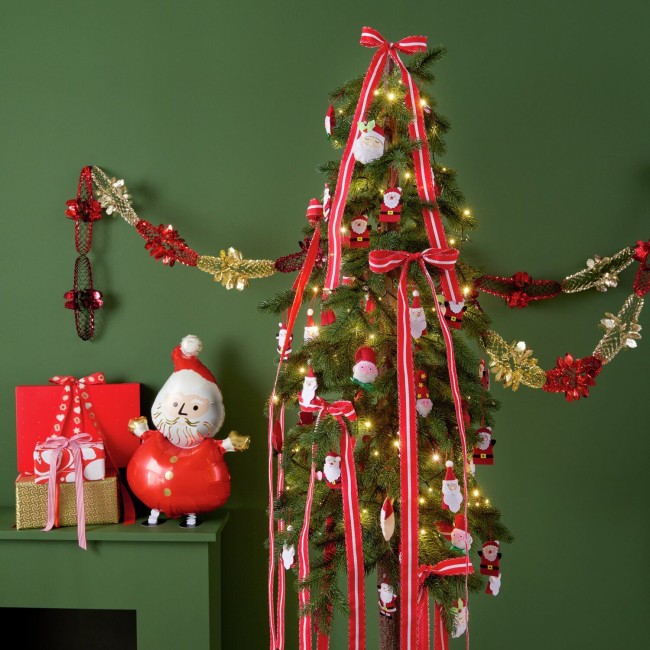 Pendentif Sapin branches feutrées à la main - Kaki 10,5 x 6 x 1,3 cm