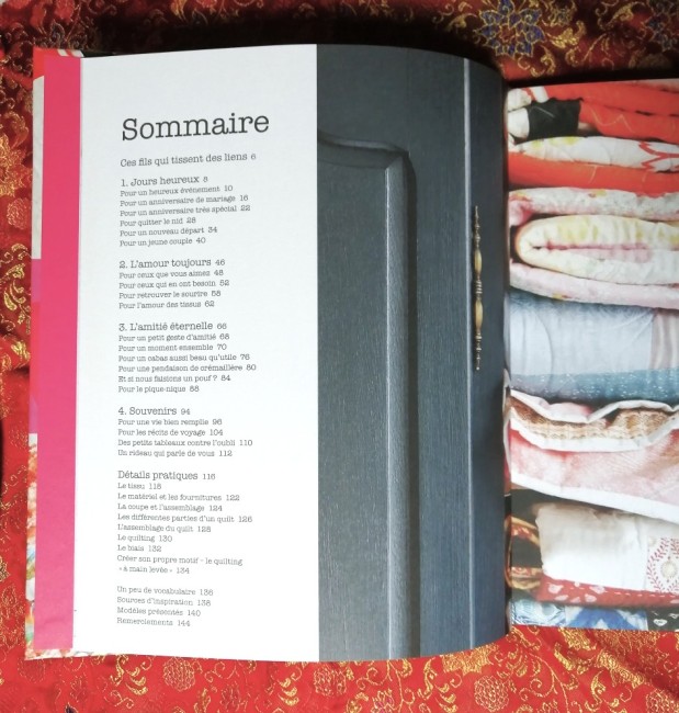 Livre Patchworks et Quilts de Cassandra Ellis éditions marabout