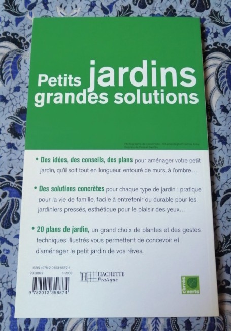 Livre Petits jardins grandes solutions d'Emilie Courtat