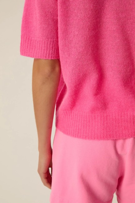 1E260026_00O-GUM-d_2500x