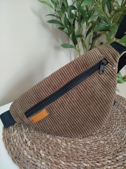 Sac banane femme velours cotelé marron chocolat