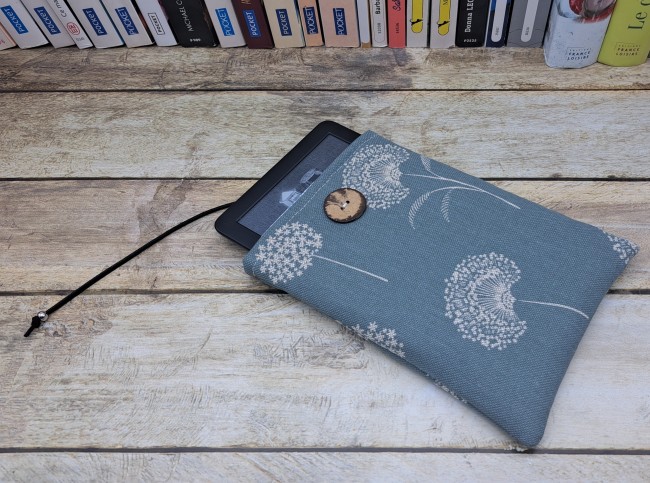 Pochette livre liseuse à personnaliser en tissu fait main, housse 6 formats en tissu coton tissé - vue 11